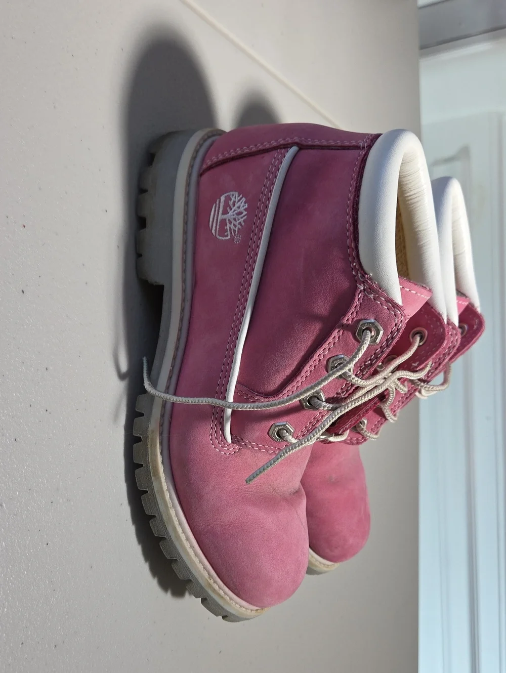 Timberland Pink Nubuck Lace-Up Ankle Boots with White Collar